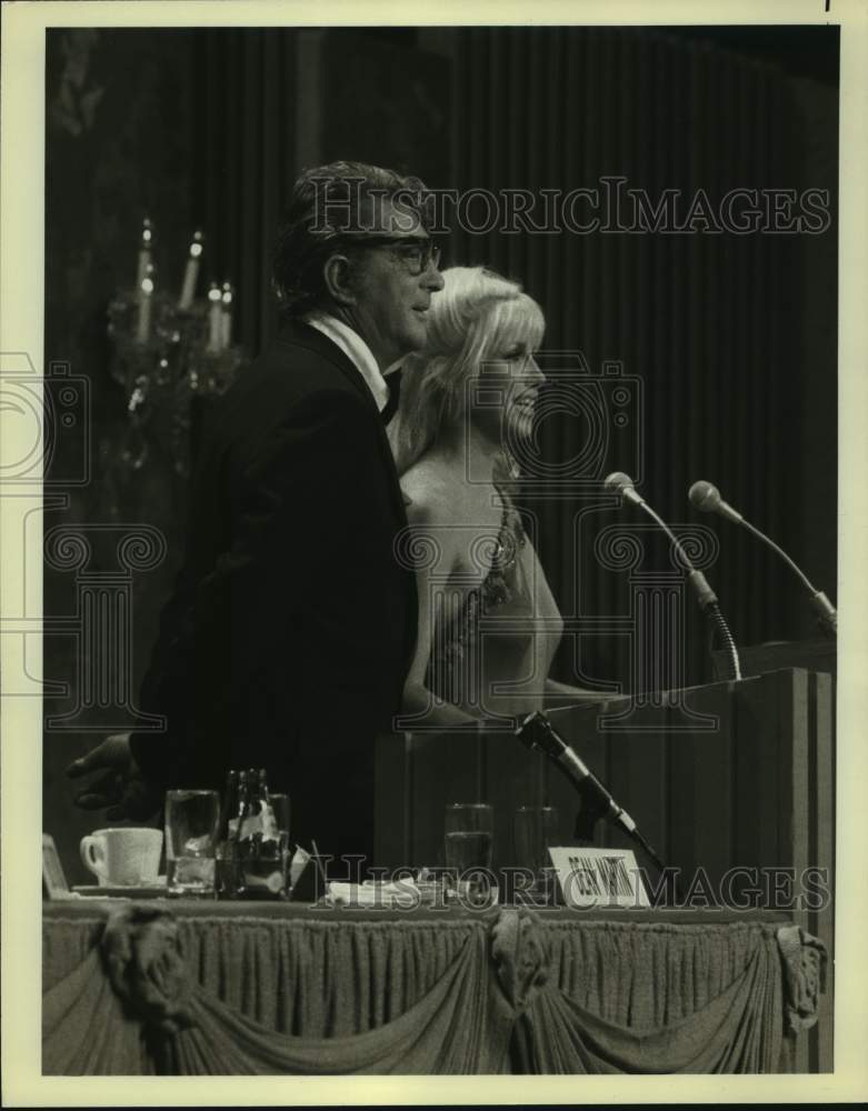 Press Photo Suzanne Somers on Dean Martin Celebrity Roast. - Historic Images