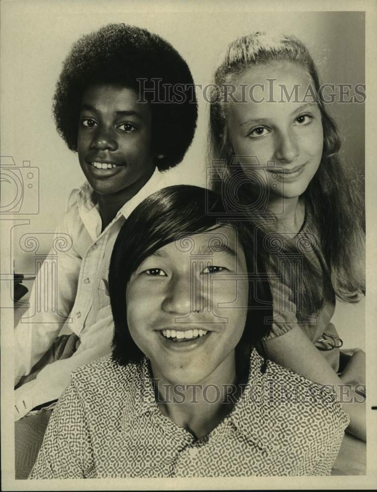 1971 Press Photo NBC TV Kid Show Hosts Tania Solnick, Darryl Jones &amp; Ken Wong - Historic Images