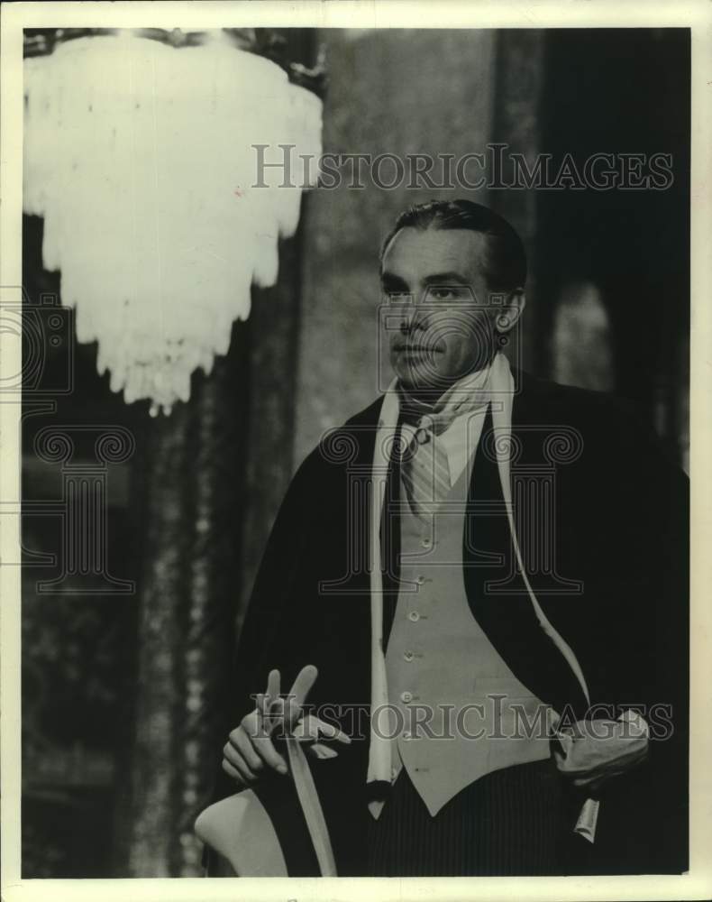 Press Photo Paul Shenar in a scene from Ziegfeld: The Man and His Women. - Historic Images