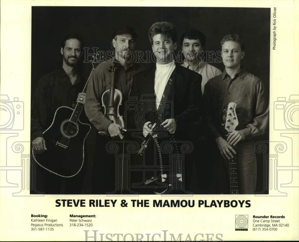 1997 Press Photo Music Group Steve Riley &amp; The Mamou Playboys - Historic Images