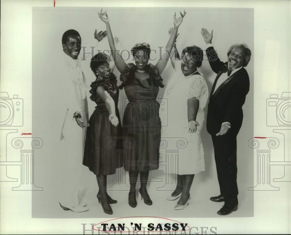 Press Photo Music Group Tan 'N Sassy - Historic Images