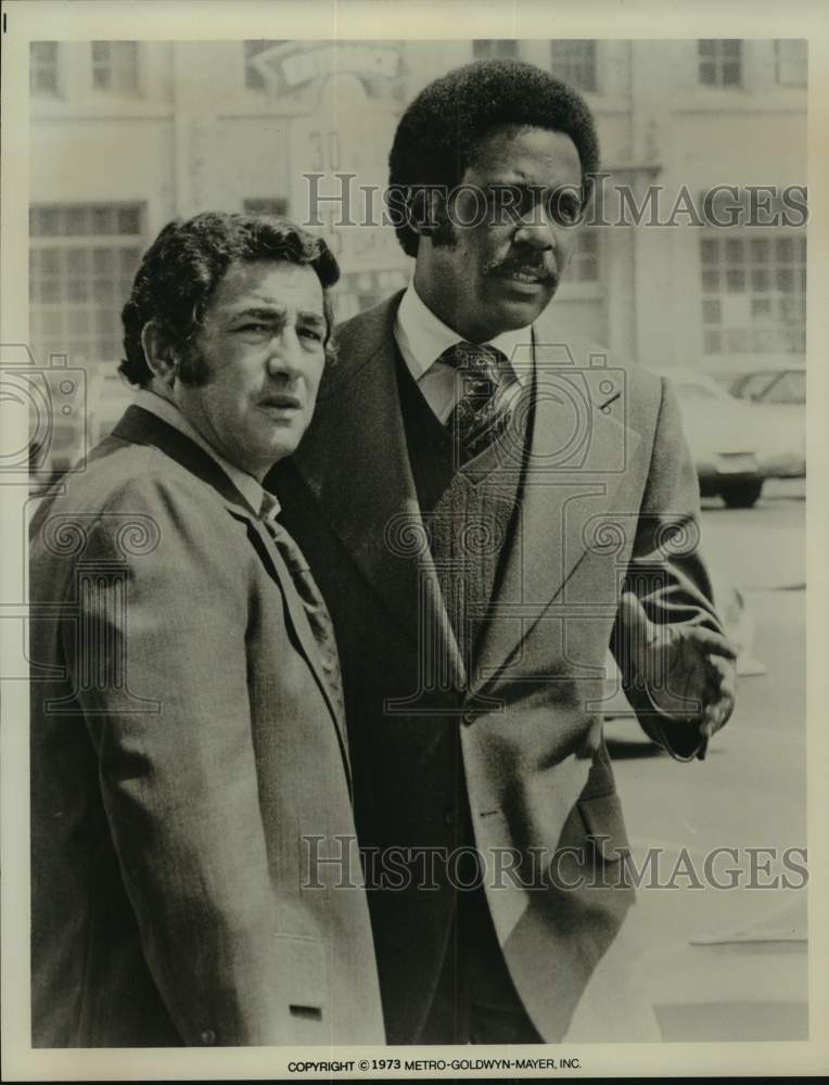 1973 Press Photo Actor Richard Roundtree &amp; Man - Historic Images