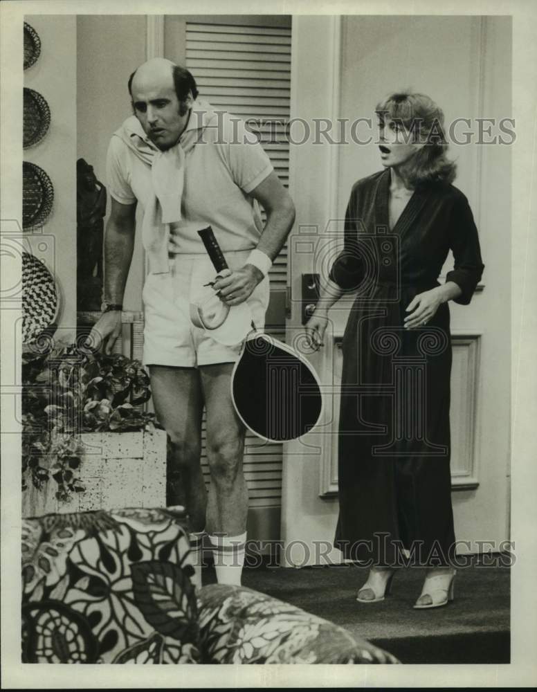 Press Photo Actor Jeffrey Tambor in Tennis Attire Performs Scene With Woman - Historic Images