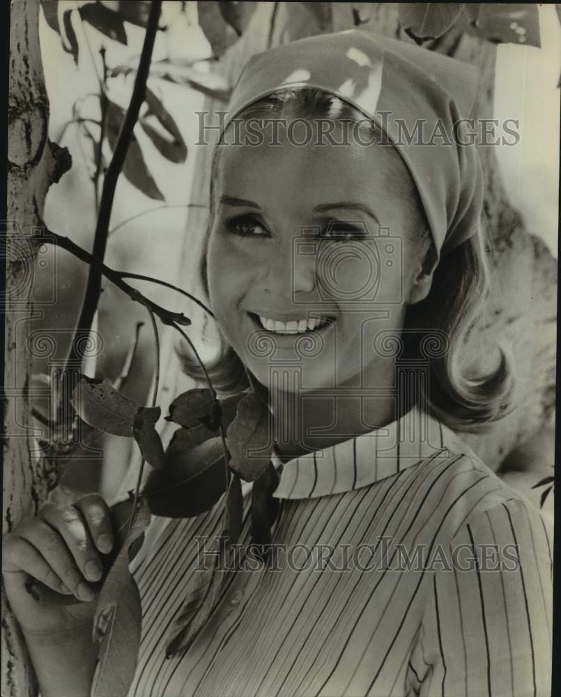 Press Photo Actress Debbie Reynolds - Historic Images