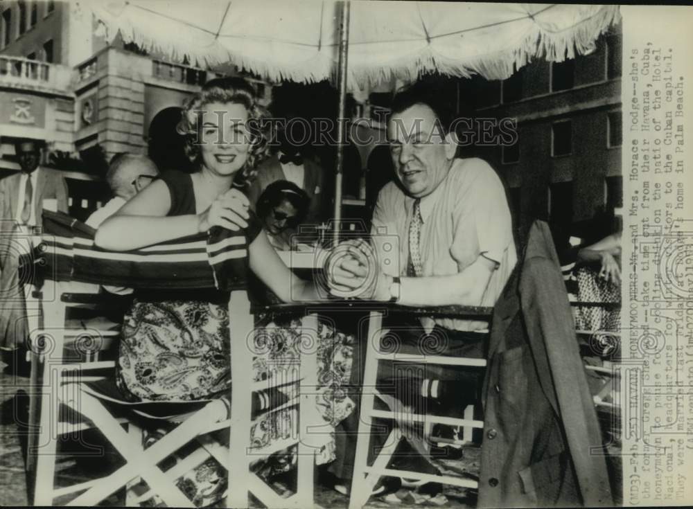 1953 Press Photo Actress Gregg Sherwood &amp; Husband Horace Dodge Honeymoon, Havana - Historic Images