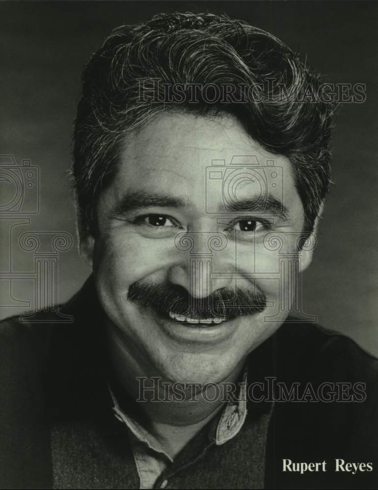 Press Photo Actor Rupert Reyes - Historic Images