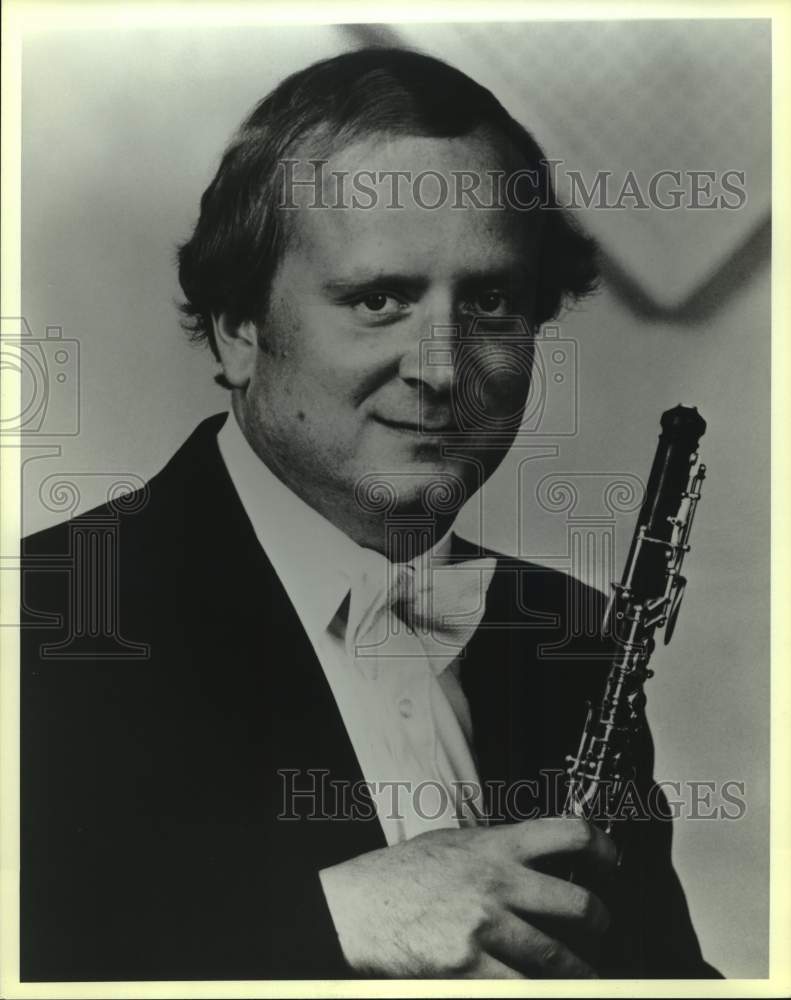 1994 Press Photo Oboist Basil Reeve - Historic Images