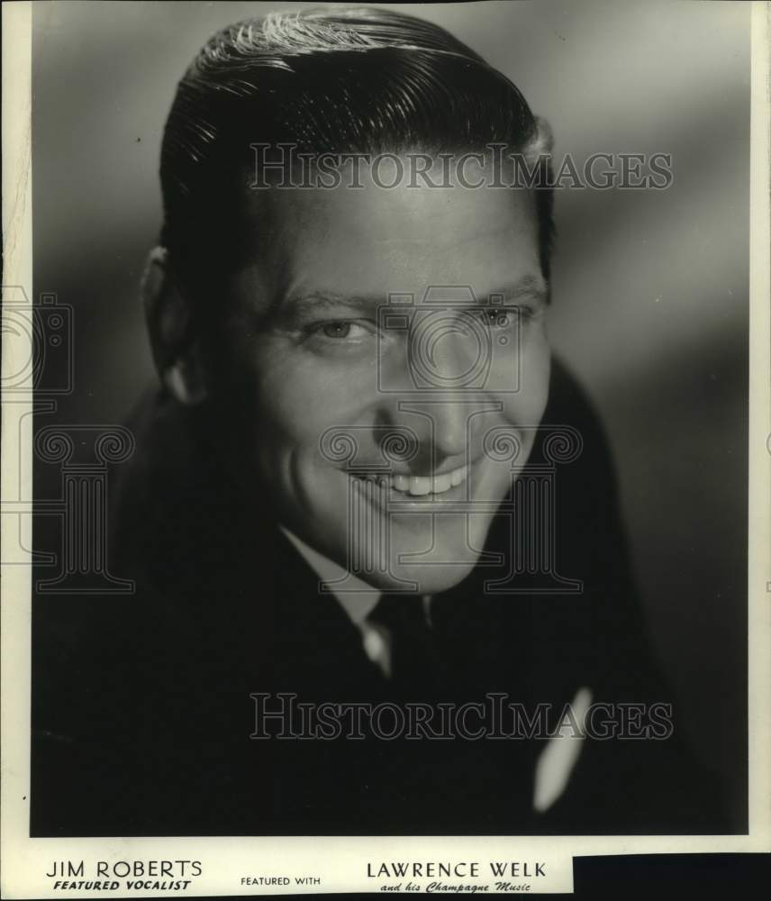 1965 Press Photo Lawrence Welk Vocalist Jim Roberts - Historic Images