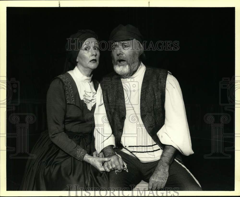 Press Photo A scene from San Antonio Little Theater&#39;s Fiddler on the Roof. - Historic Images