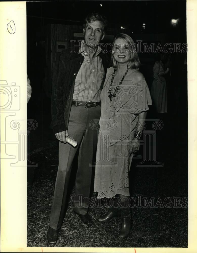 1984 Press Photo Actor Robert & Rosemarie Stack - Historic Images