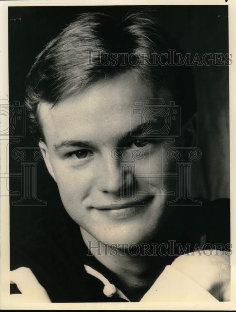 1992 Press Photo "Flesh 'N Blood" TV Series Actor Chris Stacy - Historic Images