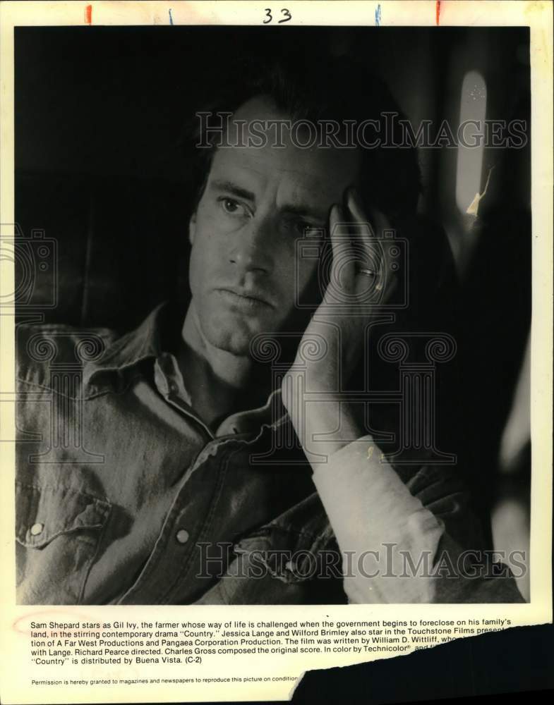 1974 Press Photo Actor Sam Shepard Portrays Farmer in Film &quot;Country&quot; - Historic Images