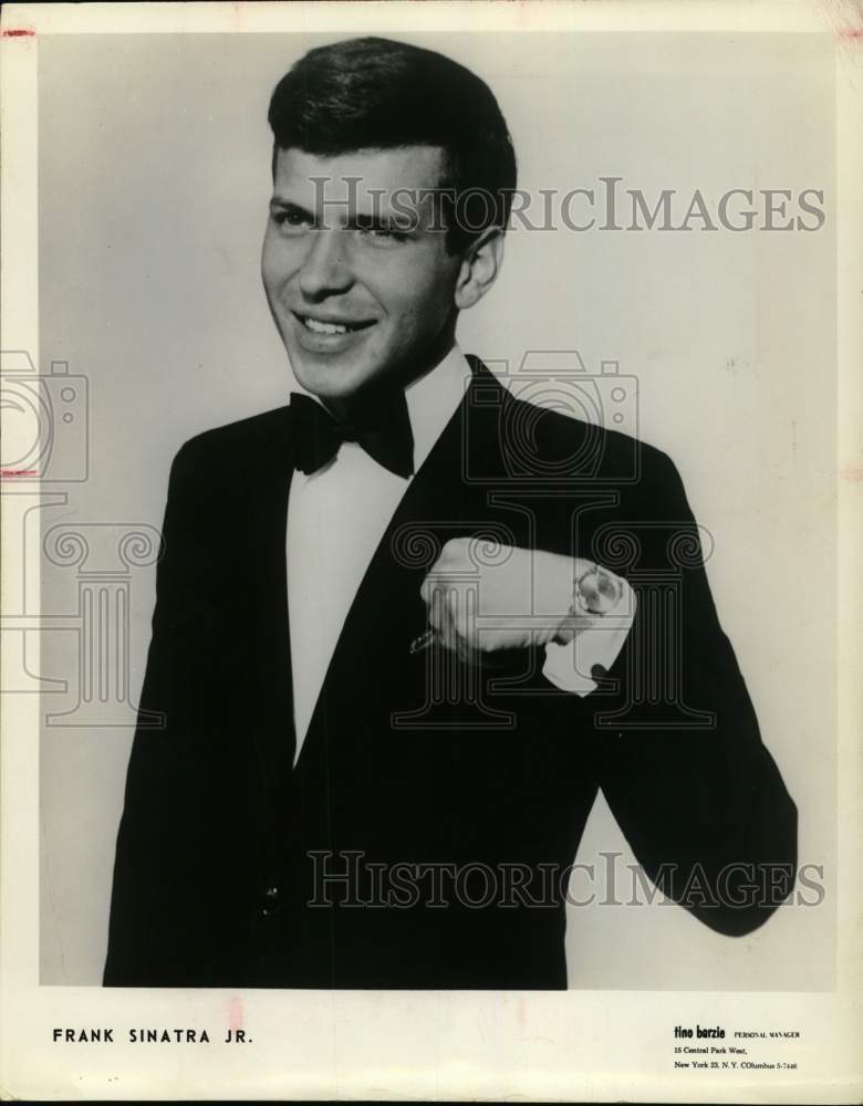 Press Photo Singer Frank Sinatra Jr. - Historic Images