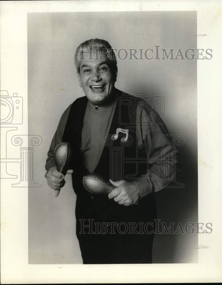 1999 Press Photo Adalberto Santiago, Puerto Rican salsa singer and musician. - Historic Images