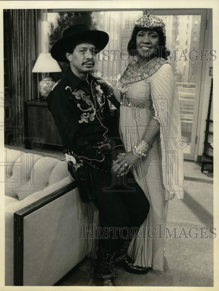 Press Photo Isabel Sanford and Sherman Hemsley star on The Jeffersons. - Historic Images