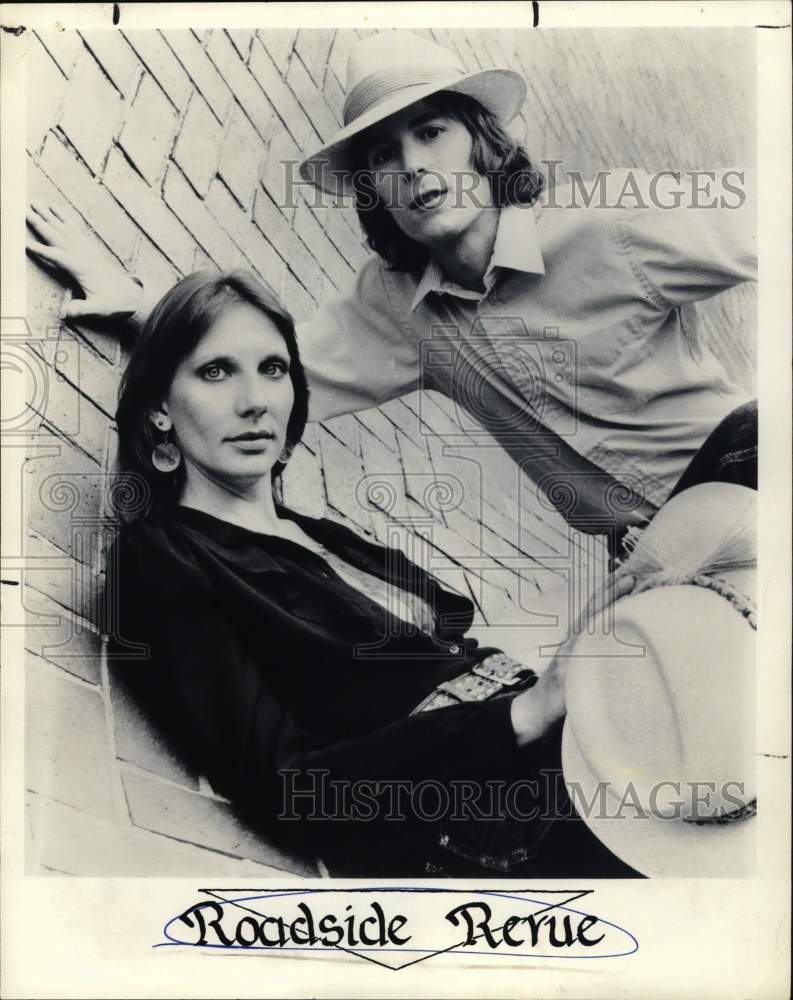 Press Photo Members of Roadside Revue, folk rock group. - Historic Images