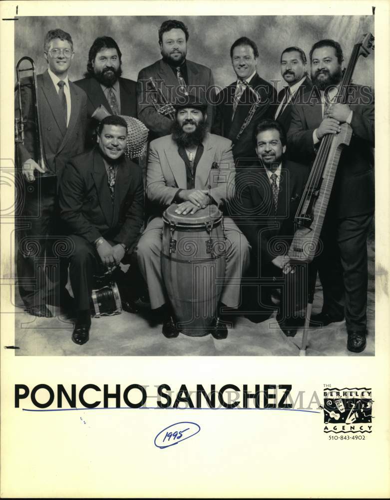 1995 Press Photo Music Group Poncho Sanchez Pose with Instruments - Historic Images