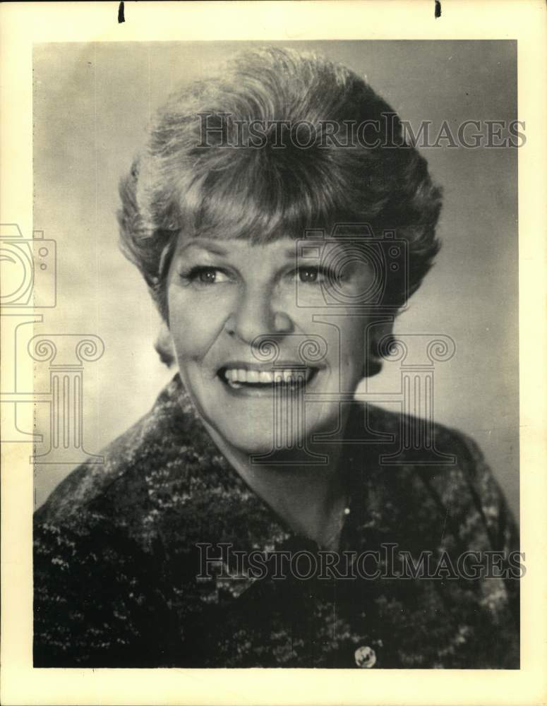 Actress Martha Raye 60 Photos - Moonagedaydream.film