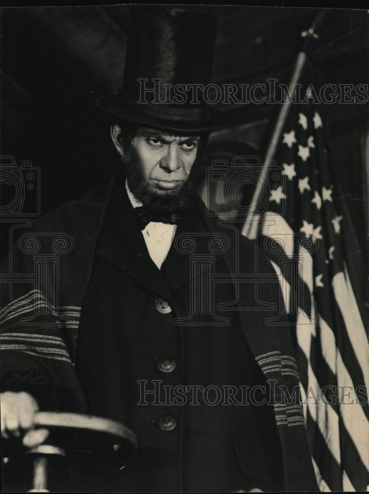 Actor Raymond Massey Portrays Abraham Lincoln-Historic Images