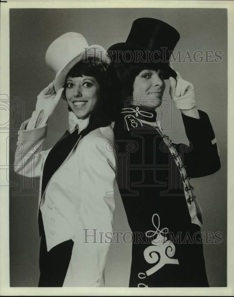1975 Entertainers Shields & Yarnell-Historic Images