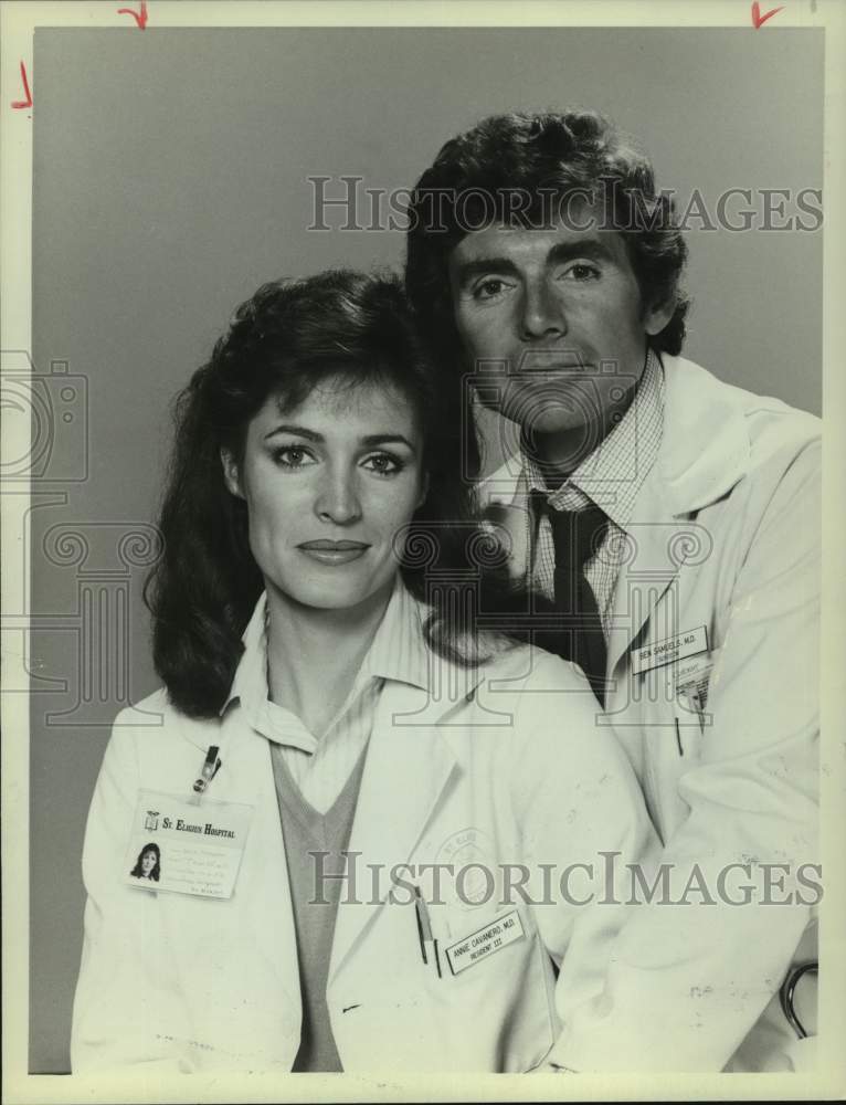 1982 Actors Cynthia Sikes &amp; David Birney in &quot;St. Elsewhere&quot;-Historic Images