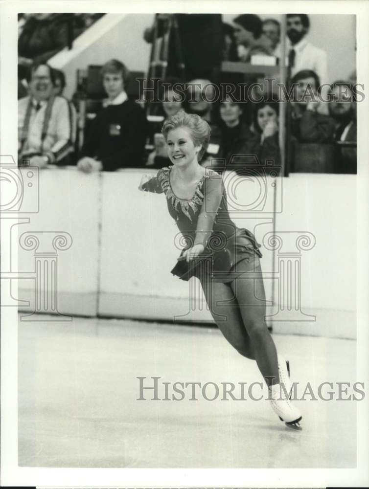 1983 Press Photo U.S. Olympic Figure Skater Rosalynn Sumners in Sarajevo- Historic Images