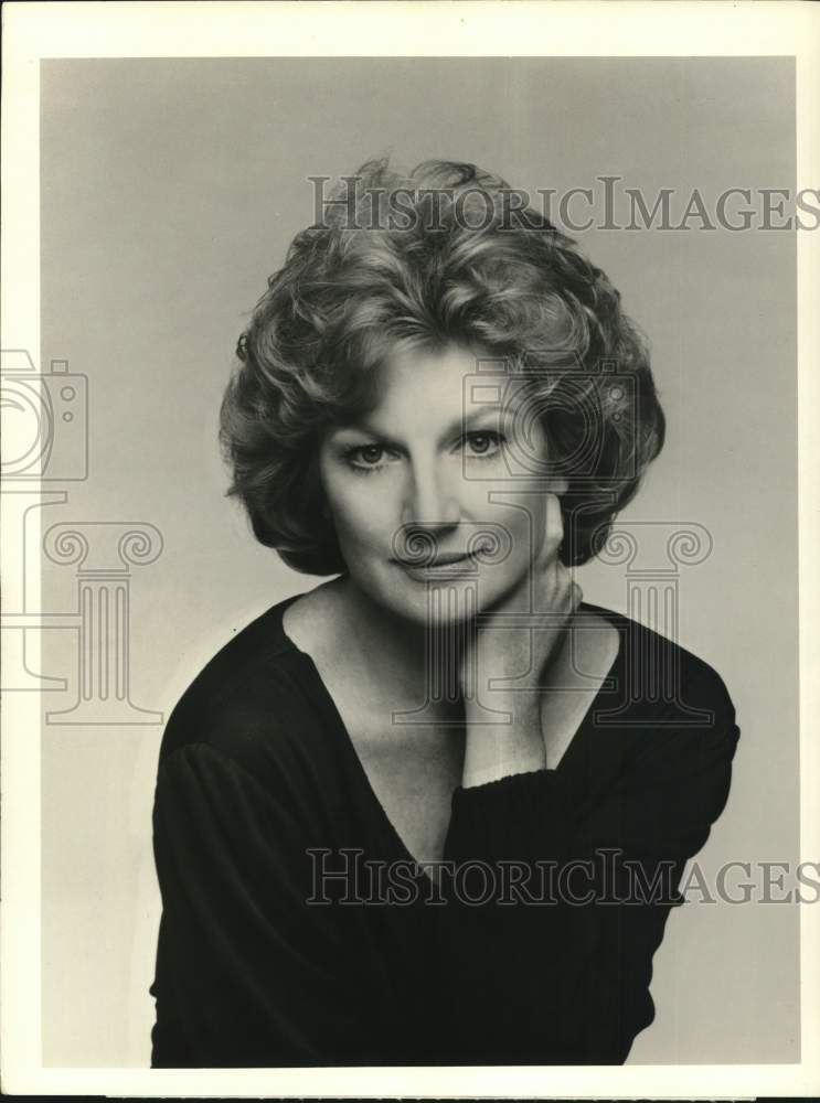 Press Photo Allyn Ann McLerie, Star of "The Tony Randall Show" - sap75143- Historic Images