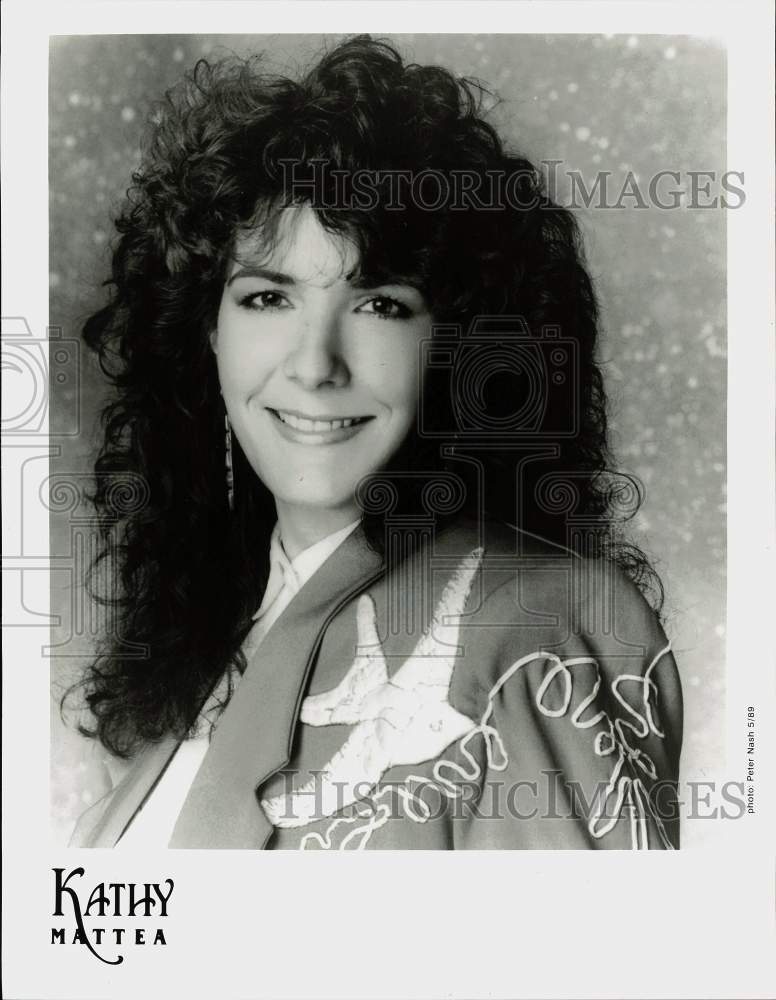 1989 Press Photo Musician Kathy Mattea - sap76862- Historic Images