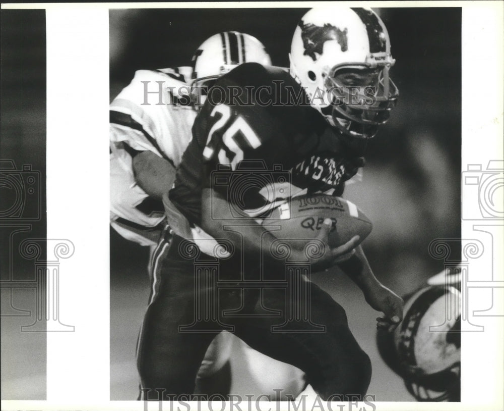 1990 Press Photo Jefferson High School football player Greg Salazar - sas00181 - Historic Images