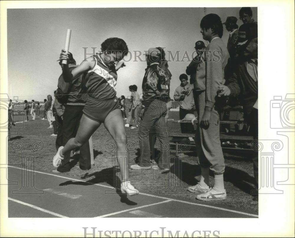 Press Photo Esther Rojas of John Jay wins a track relay at Northwest Stadium - Historic Images