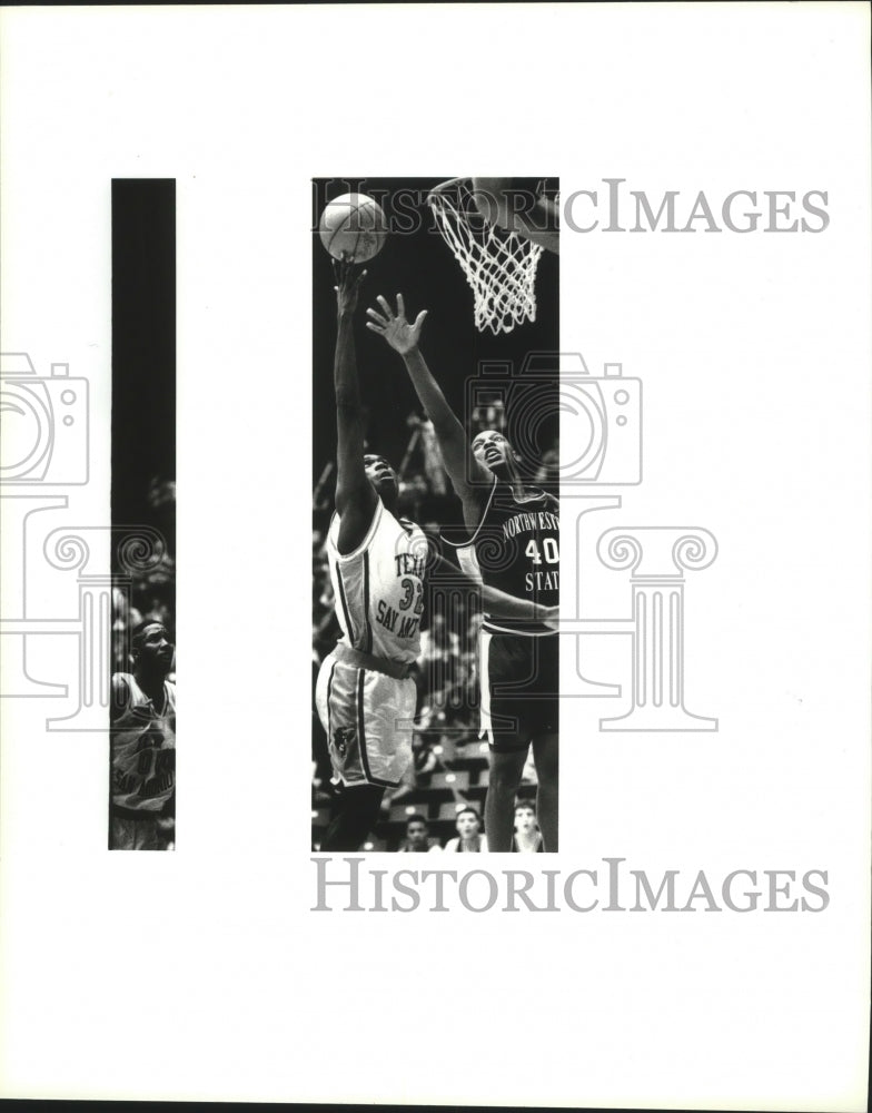1993 Press Photo Texas-San Antonio plays basketball against Northwestern State- Historic Images