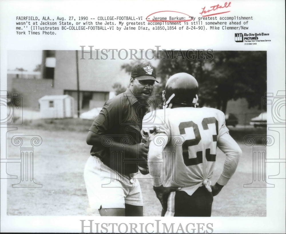 1990 Press Photo Former pro and college football player Jerome Barkum- Historic Images