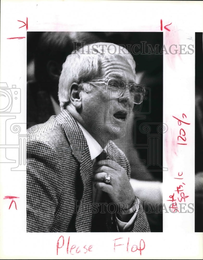 1992 Press Photo San Antonio Spurs Coach Bob Bass - sas03596- Historic Images