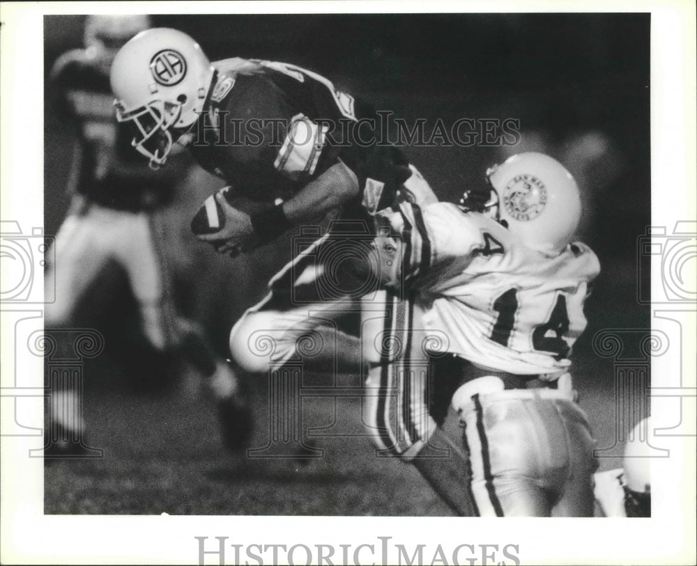 1990 Press Photo San Marcos and Alamo Heights High School Football Players- Historic Images