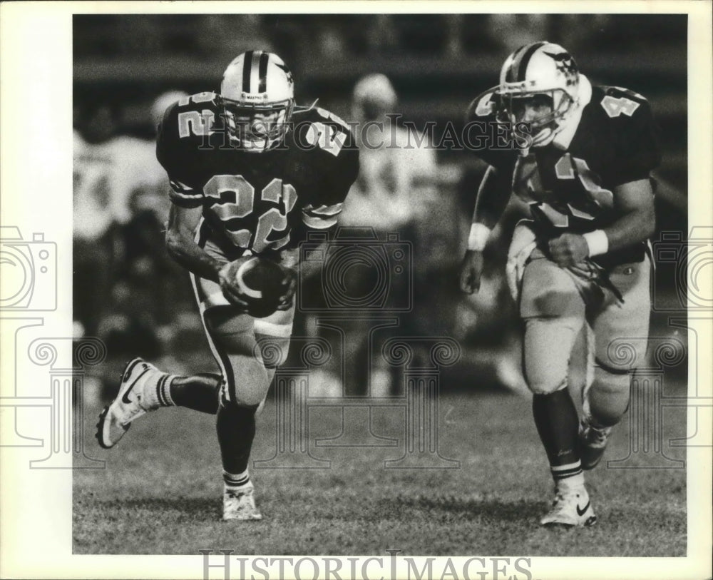 1988 Press Photo South San Antonio High School Football Players at Game- Historic Images