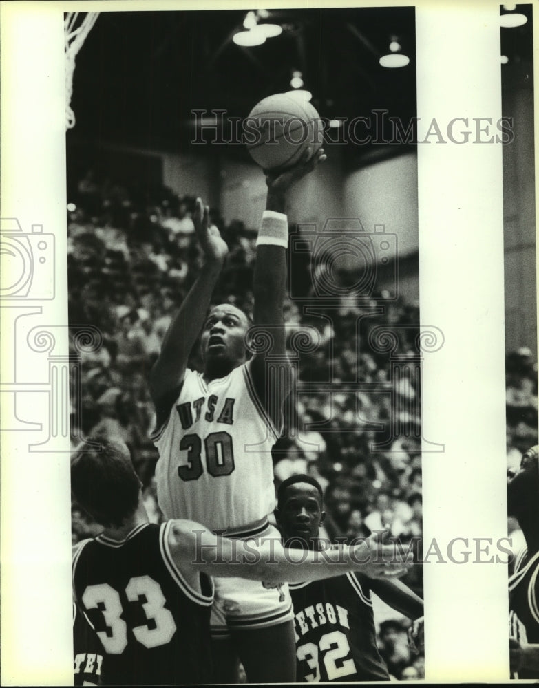 1988 Press Photo Texas-San Antonio and Stetson play college basketball- Historic Images