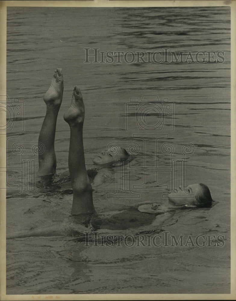 The Cygnets Swim Team-Historic Images