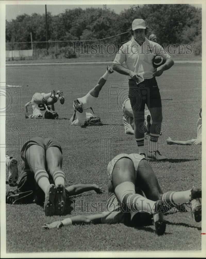 Assistant Coach Dick Pesonen, Defensive backfield Football Coach-Historic Images