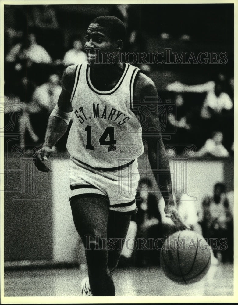 1988 Anthony Houston, Saint Mary&#39;s Basketball Player at Game-Historic Images