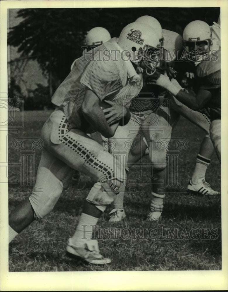 1983 Press Photo Ralph Voss, Trinity College Football Player - sas05086- Historic Images