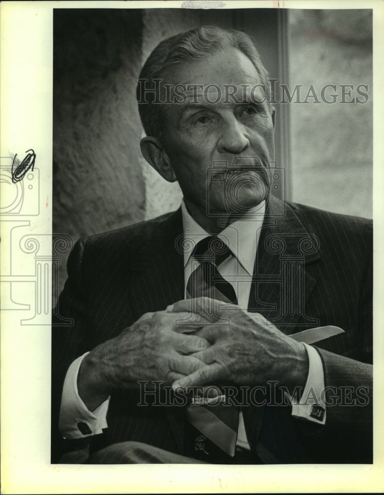 1985 Press Photo Eddie Chiles at Club Giraud, Fort Worth Oilman - sas06107- Historic Images
