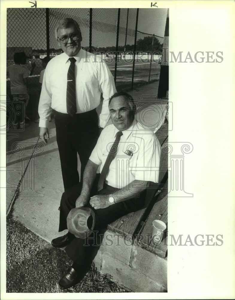 1989 Press Photo Little League Richard Buckelew &amp; Jesse Barrera McAllister Park - Historic Images