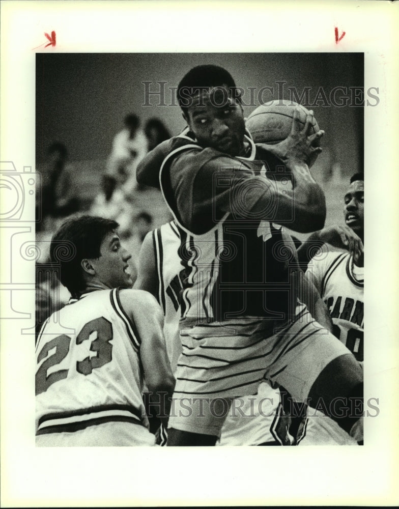 1989 Press Photo Houston Tillotsons&#39; Kevin Matthews &amp; IWC Tripp Puhl, Basketball - Historic Images