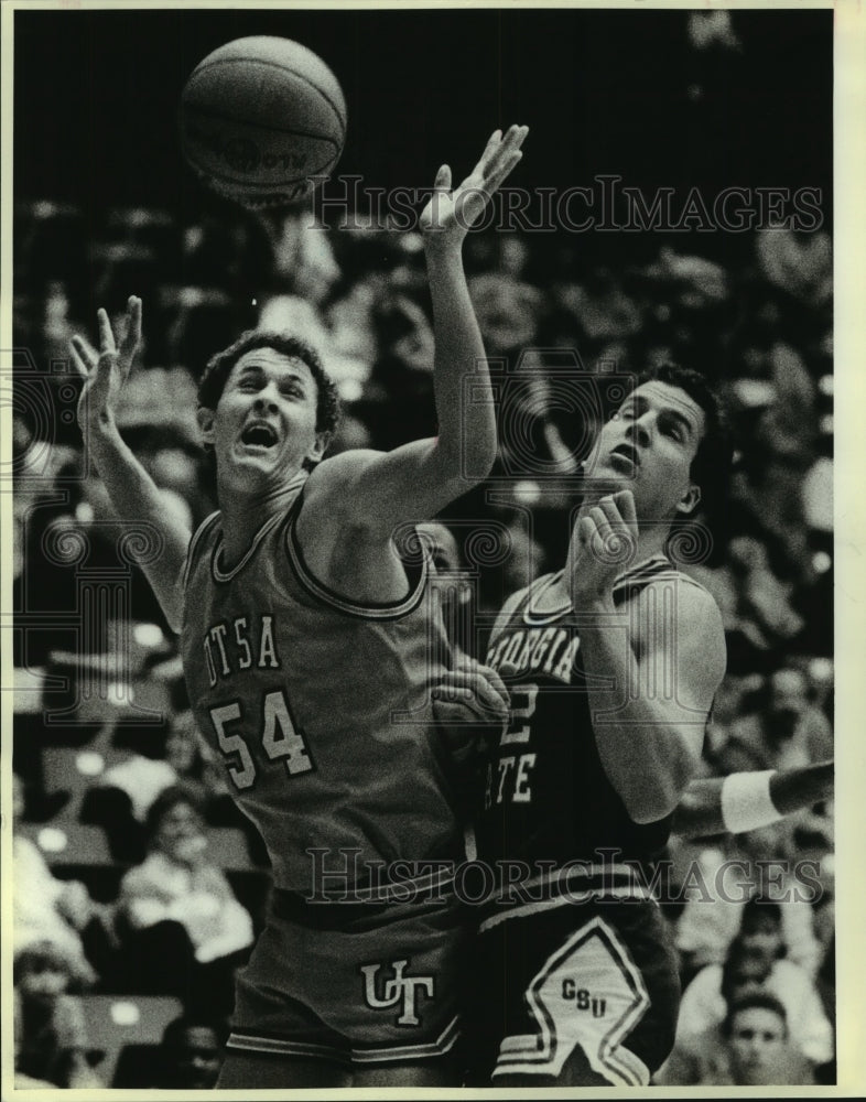 1987 Press Photo UTSA &amp; Georgia State, College Basketball - sas06206 - Historic Images