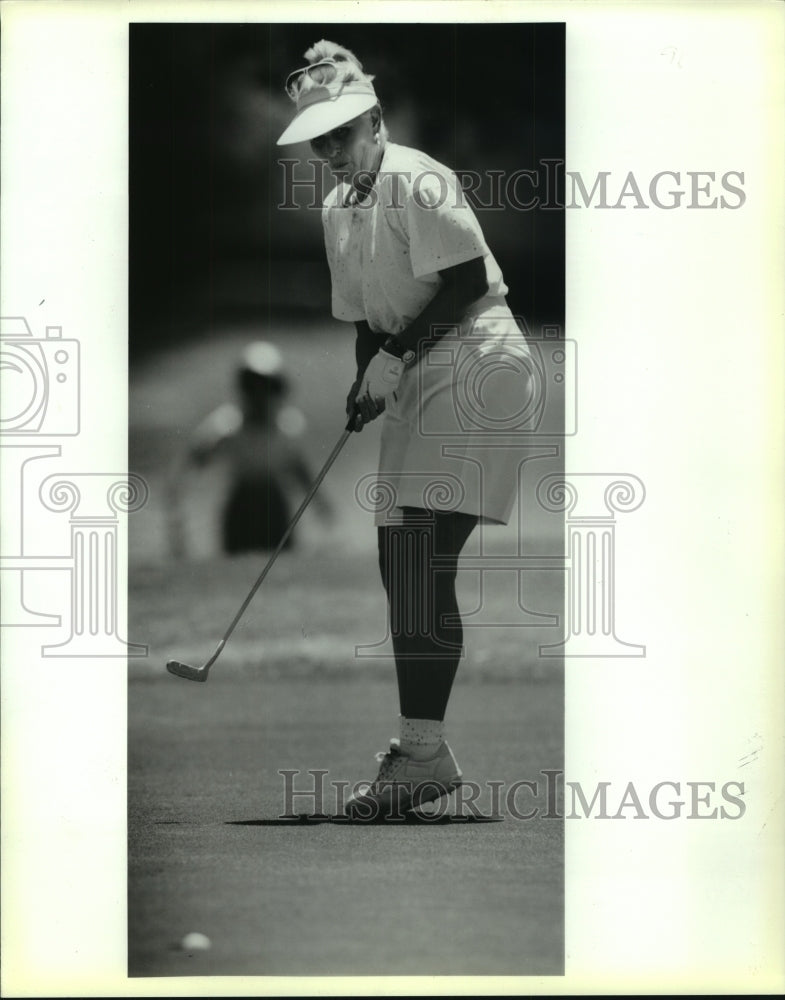 1989 Press Photo City Amateur Women's Golf Championship, Carol Barrett - Historic Images