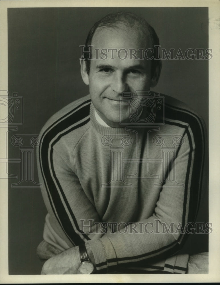 1980 Press Photo Dick Button, Olympic Figure Skater and Expert Commentator - Historic Images