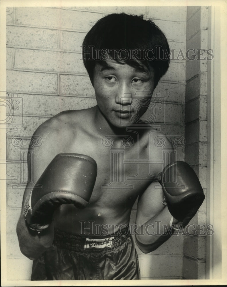 Press Photo Boxer Kenji Ebashi - sas06364 - Historic Images