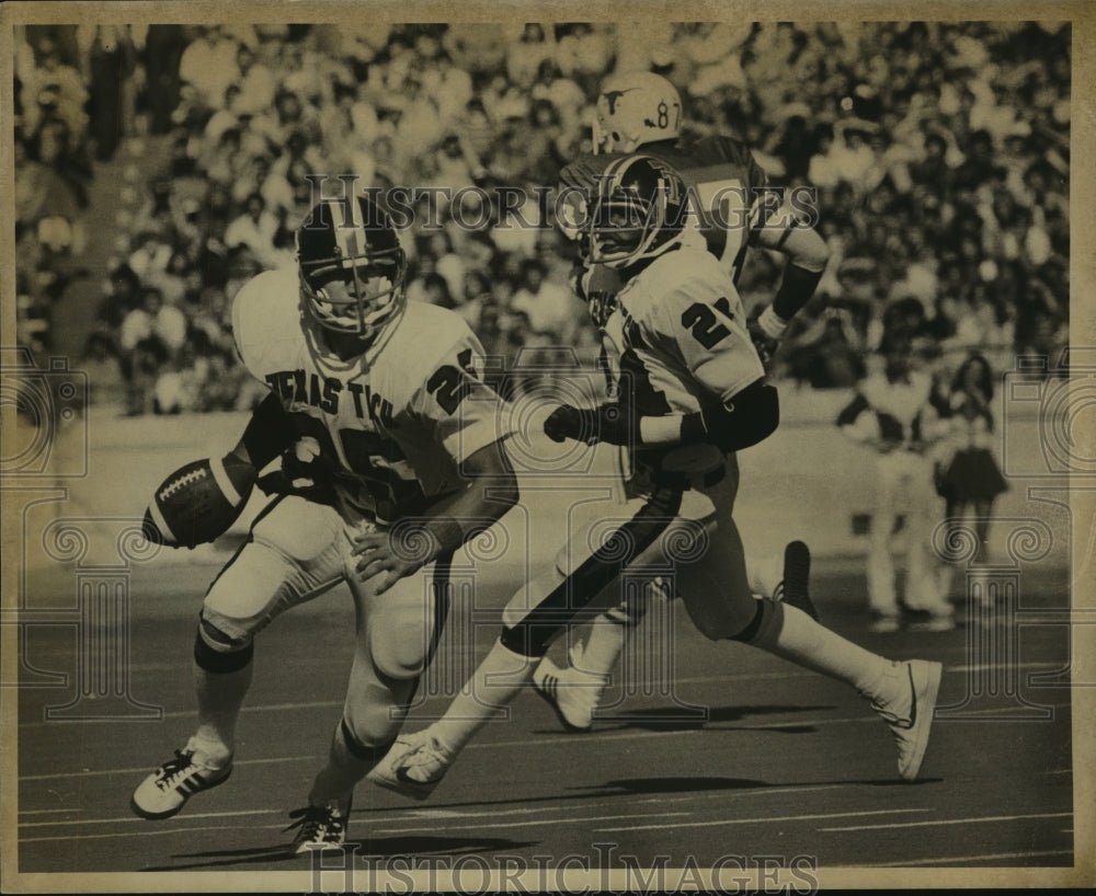 1979 Press Photo Texas Tech College Football Players at Texas Game - sas06793- Historic Images