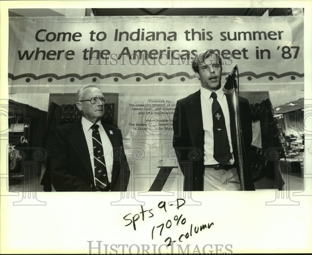 1987 Press Photo Harvey Cain, Modern Pentathlete Speaks with Manager Ken Ports- Historic Images