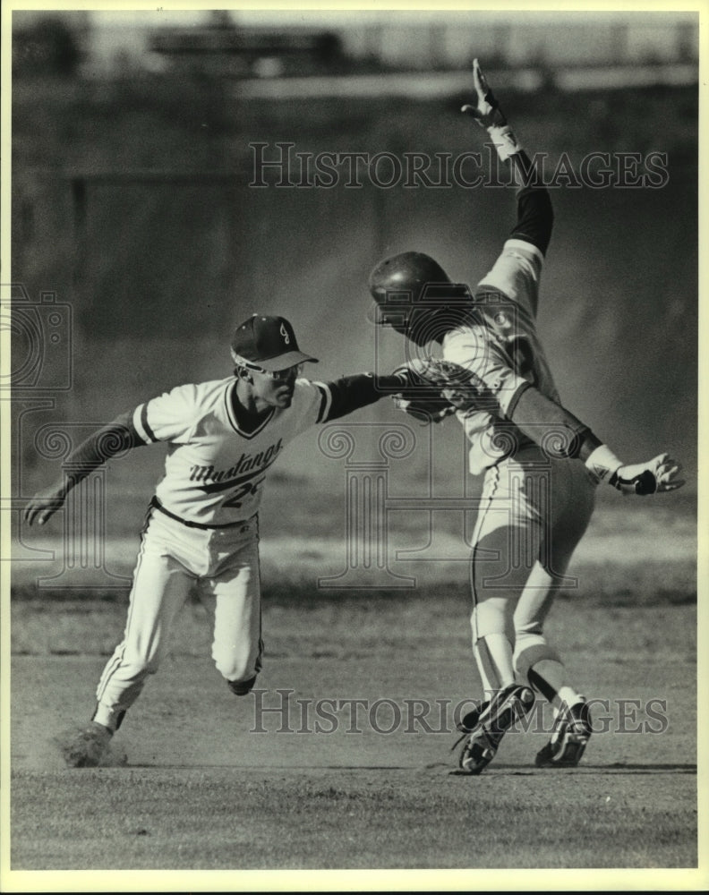 1987 Press Photo John Jay and Holmes high schools play prep baseball - sas07523 - Historic Images